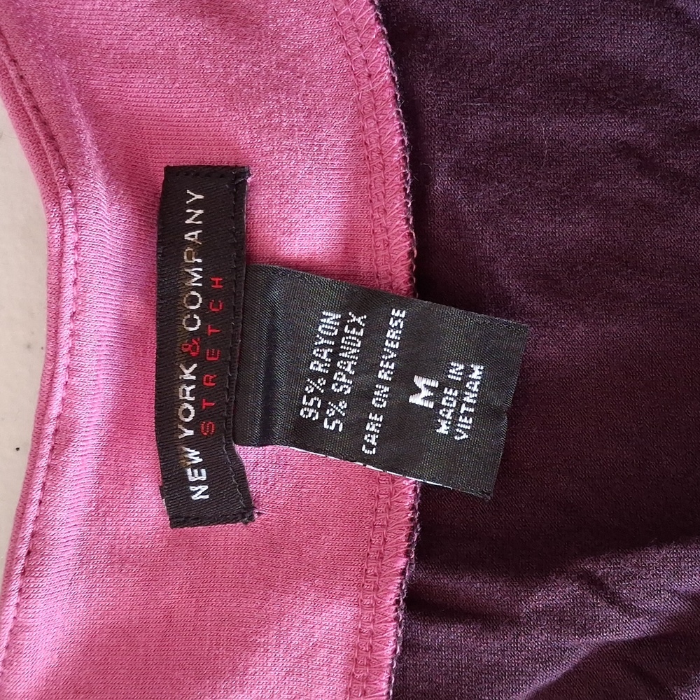 New York & Co. Stretch V-Neck Empire Waist Long Sleeve Dress Burgundy Pink - Picture 5 of 6